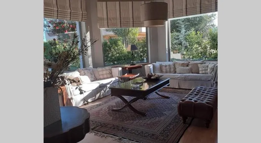 Virna s home - Image 1