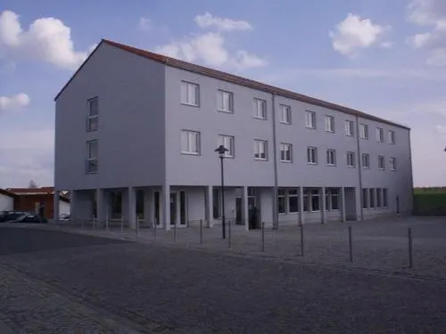 Hotel am Platz - Image 1