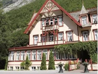 Hotel Union Øye - Image 1