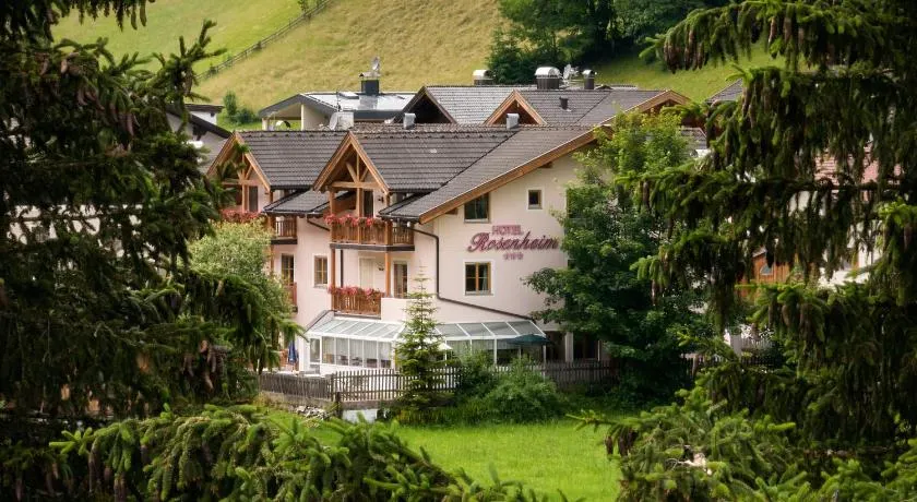 Hotel Rosenheim - Image 1