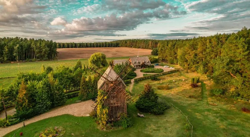 Pensjonat Uroczysko Zaborek - Image 1