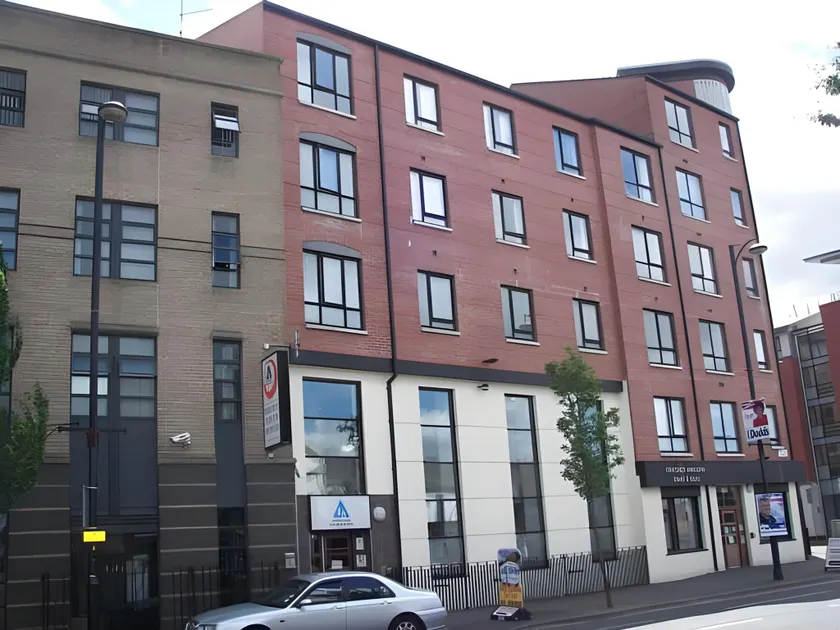 Belfast International Youth Hostel - Image 1