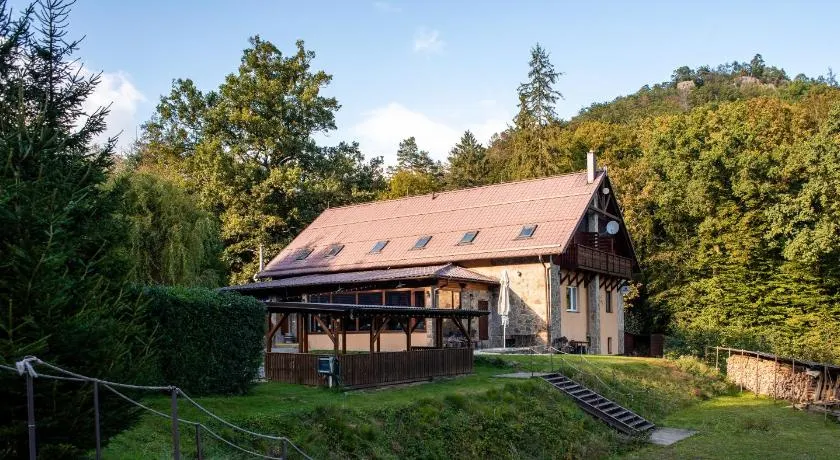 Pod Břesteckou skalou - Image 1