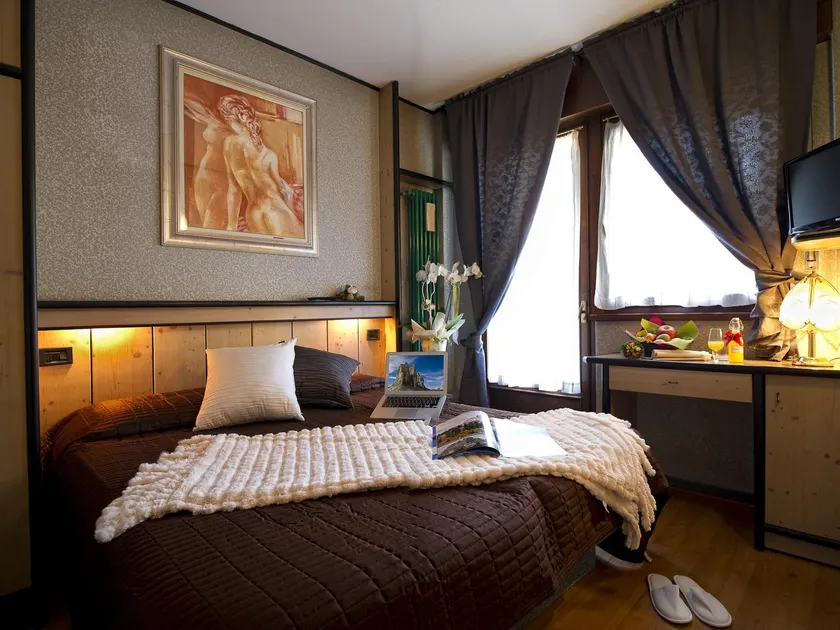 Hotel Ferrovia - Image 1