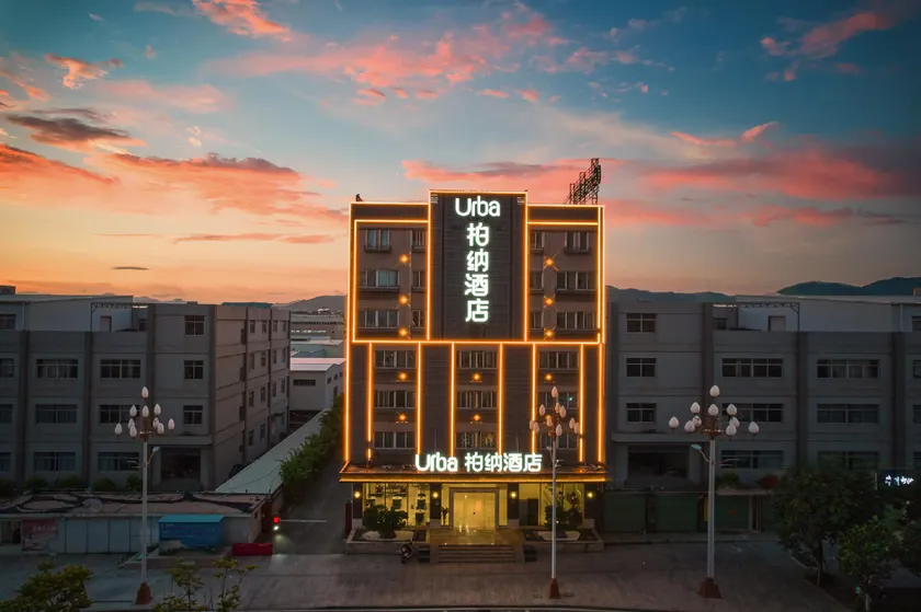 Hotel Bernard - Image 1