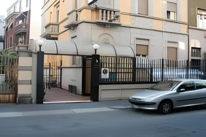 Hotel Vienna - Image 1