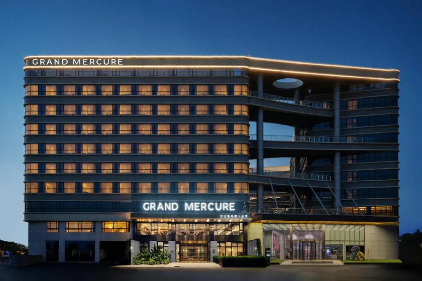 Grand Mercure Guangzhou Baiyun - Image 1