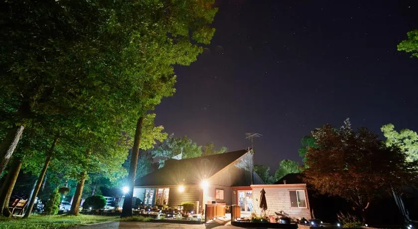 Williamsburg Camping Resort 38 ft. Park Model 5 - Image 1