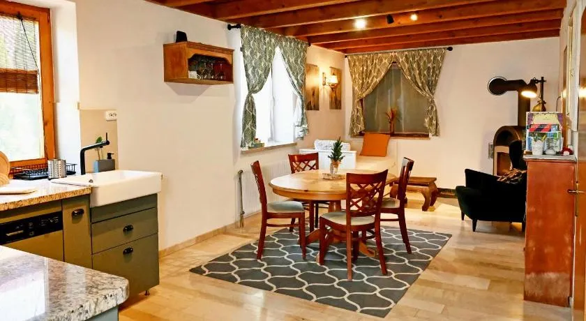 Erdőterasz Vendégház & SPA - Image 1