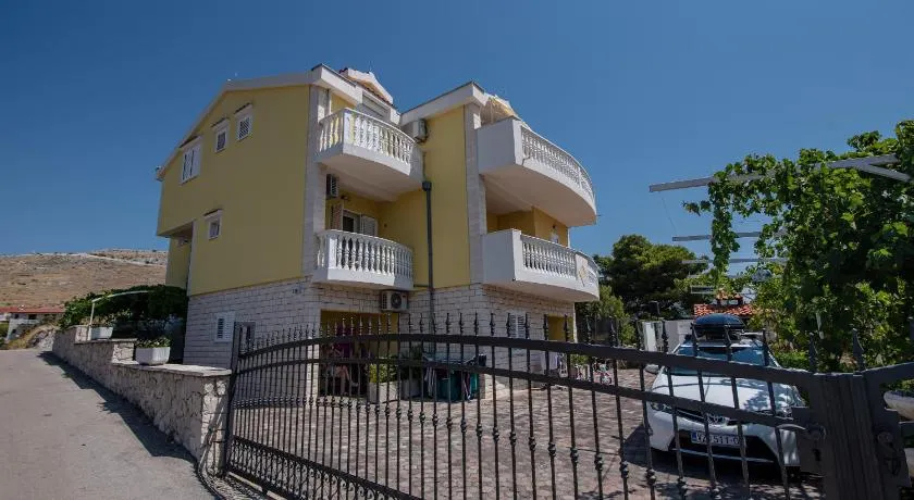 Apartmani "Mary" - Image 1