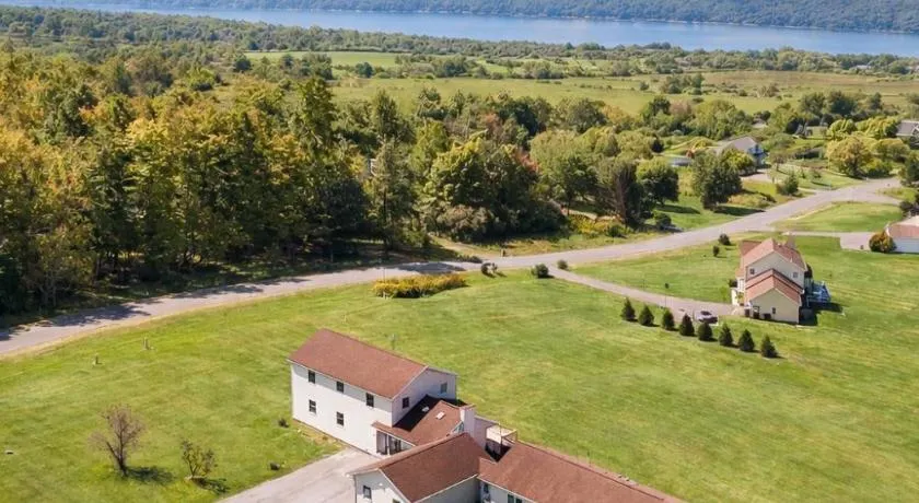 5BR Accessible Lake View Home Near Cornell - Sleeps 9 - Image 1