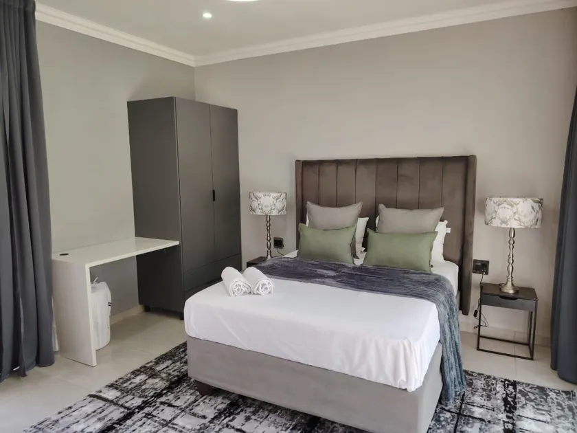 F'leur Guesthouse - Image 1