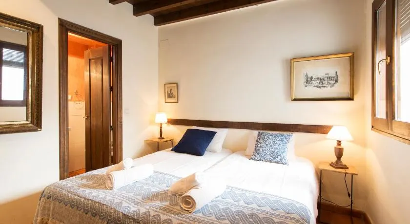 Apartamento Puerta Elvira Centro free parking - Image 1