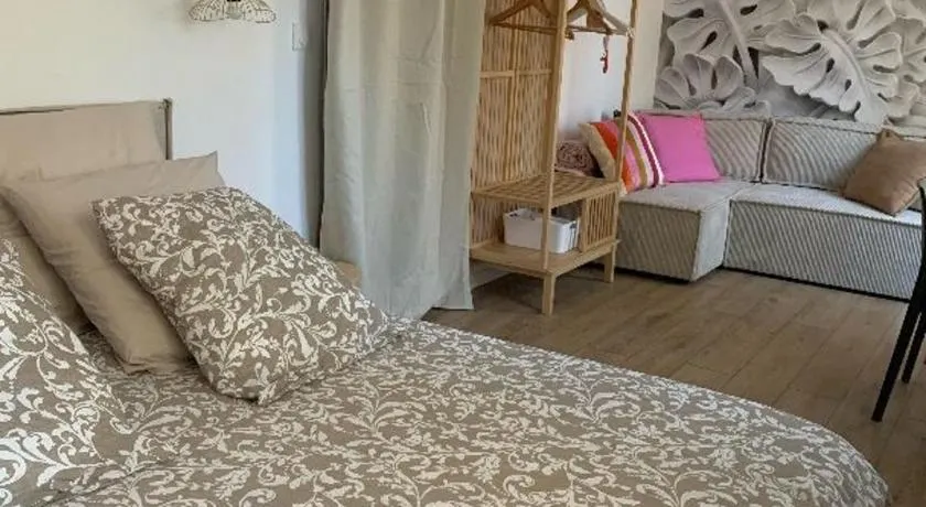 The home Privacy - Image 1