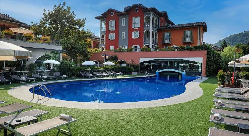Aquazzurra Resort & Aparthotel - Image 1