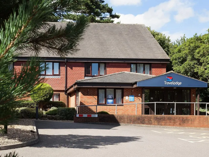 Travelodge Bracknell - Image 1