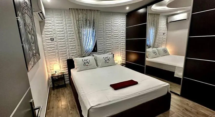 Sevi House Suite - Image 1