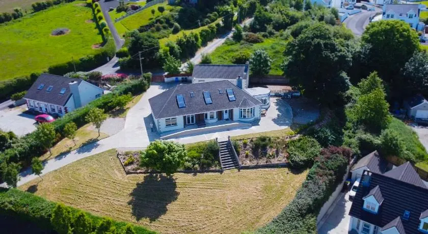 Coastal View House - Image 1