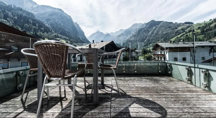 Ski Dome Apartments-Apartment VIVA & Heaven Holiday Chalet - Summercard included - Image 1