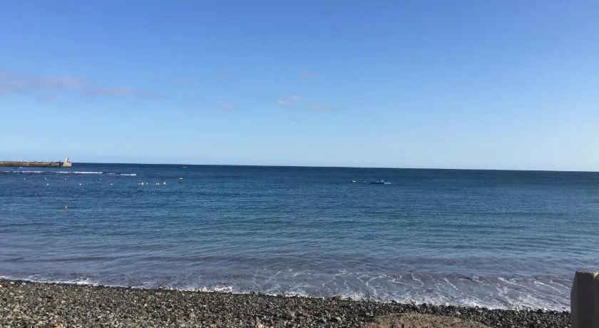 Sol y mar - Image 1