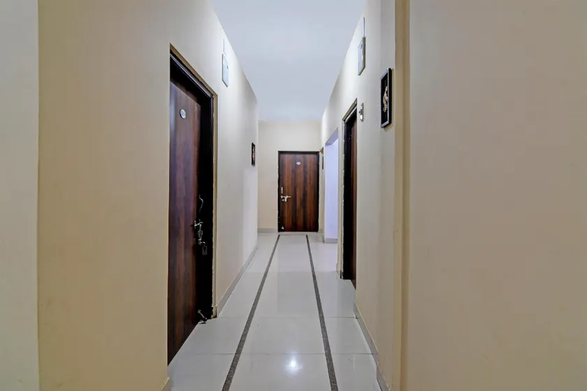 Archie Oasis - Image 1