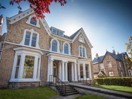 Kingston Villas Serviced Apartments – Hull Serviced Apartments HSA - Image 1