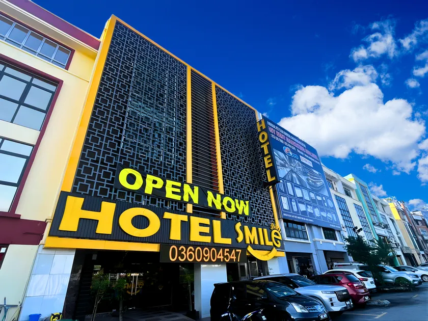 Smile Hotel The Mines Seri Kembangan - Image 1