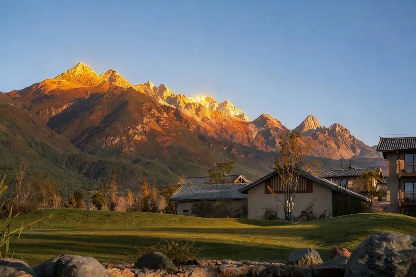 Joy Holiday Hotel Lijiang - Yulong Snow Mountain and Baisha Old Town - Image 1