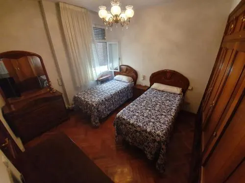 GRAN VIA -Chueca ROOMS PARKING TPH - Image 1