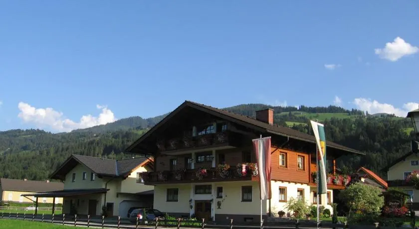 Appartamento adatto alle famiglie con terrazza e sauna - Image 1