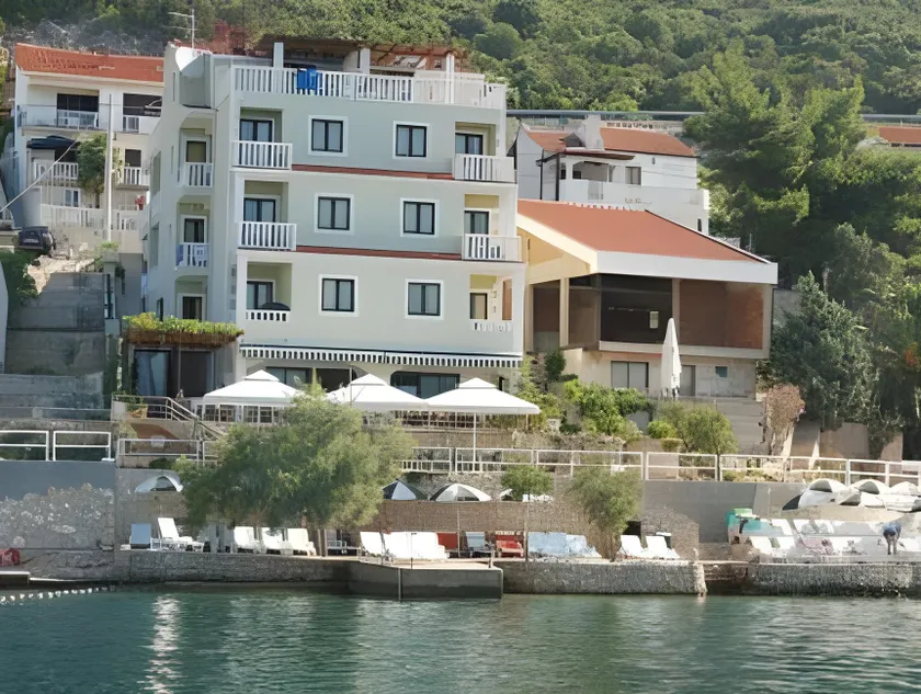 Hotel Posejdon - Image 1