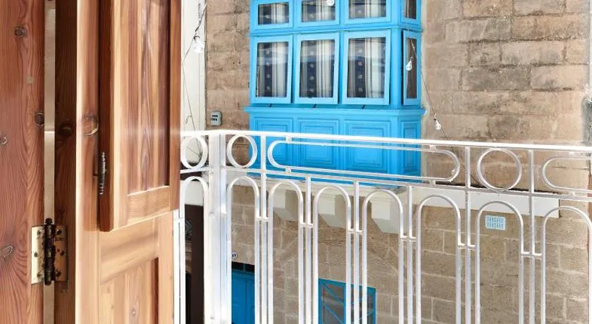 R64 - Cosy House in the heart of Rabat - Image 1