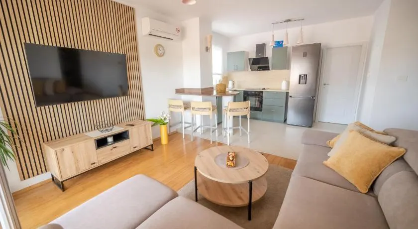 Apartments Ana-Maria - Image 1