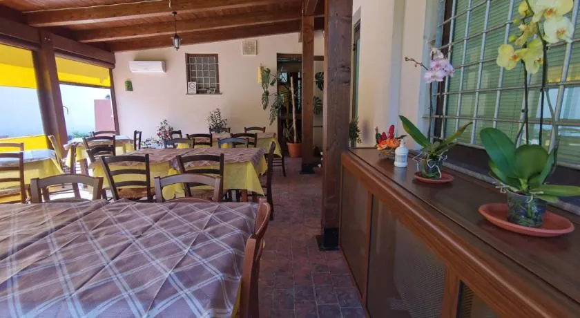 Hotel Edelweiss - Image 1