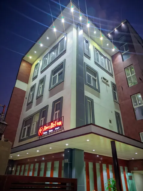 Hotel Roselle Inn, Lucknow - Image 1