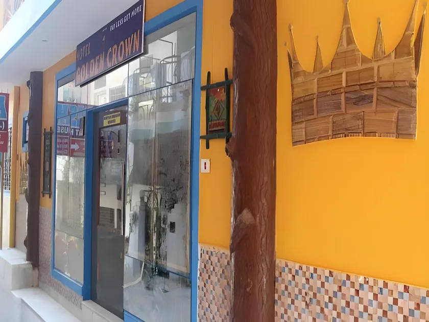 Hotel Golden Crown - Image 1