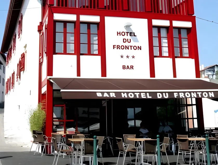 Hôtel Du Fronton Bidart - Image 1