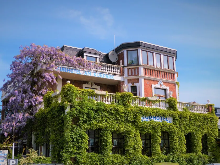 Hotel Am Kurpark - Image 1