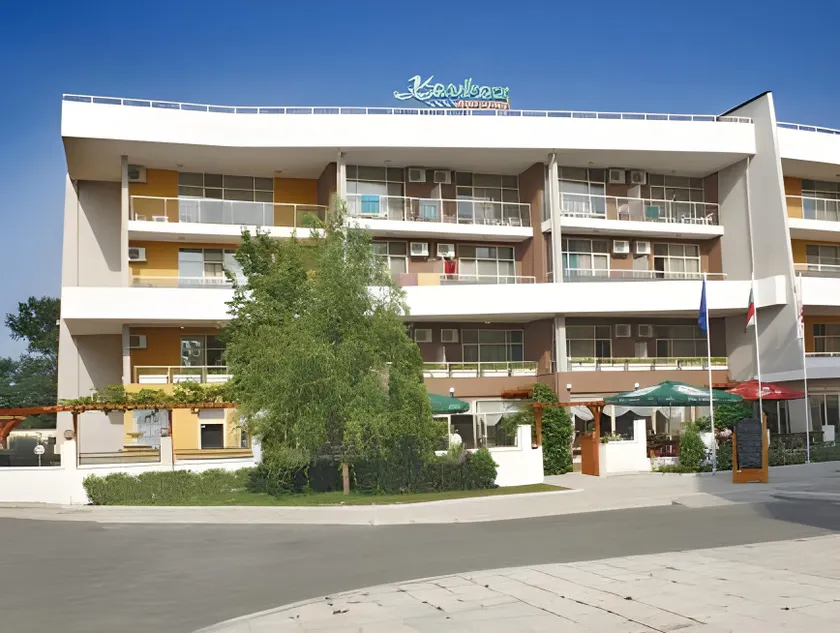 Hotel Golden Dune - Image 1