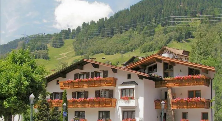 Haus Fallesin - Image 1