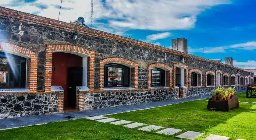Hotel Xochicaltzin - Image 1