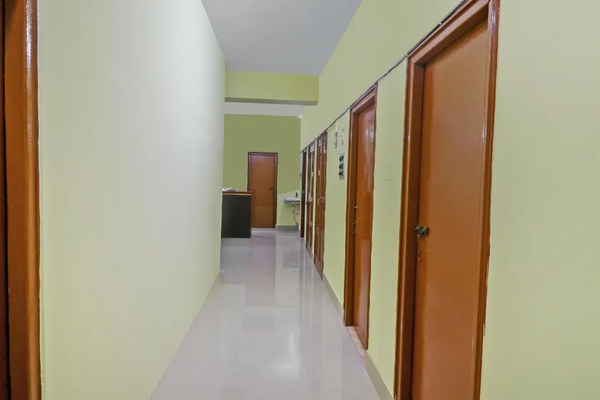 Hotel O Honey Regency - Image 1