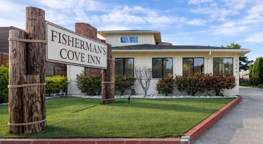 Fisherman's Cove Inn - Image 1