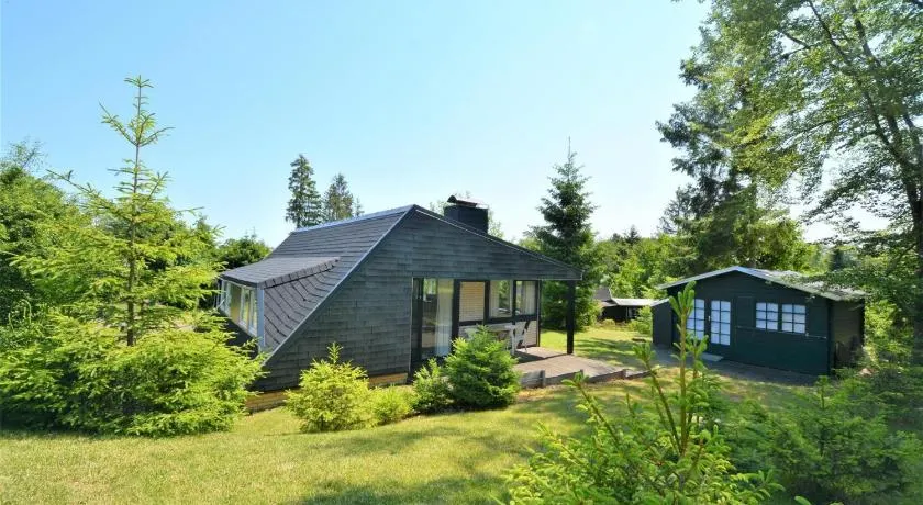 Eifel Residence 2 - Image 1