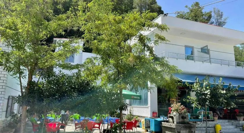The White Villa - Guest House - Image 1