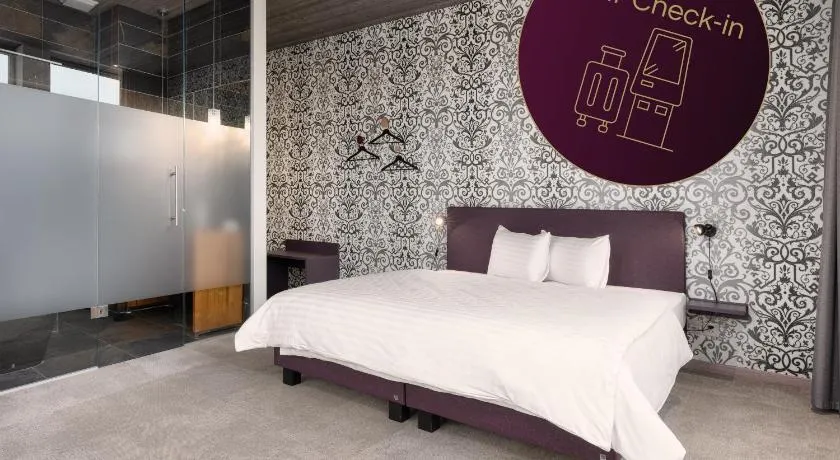 b-smart hotel Menziken - Image 1