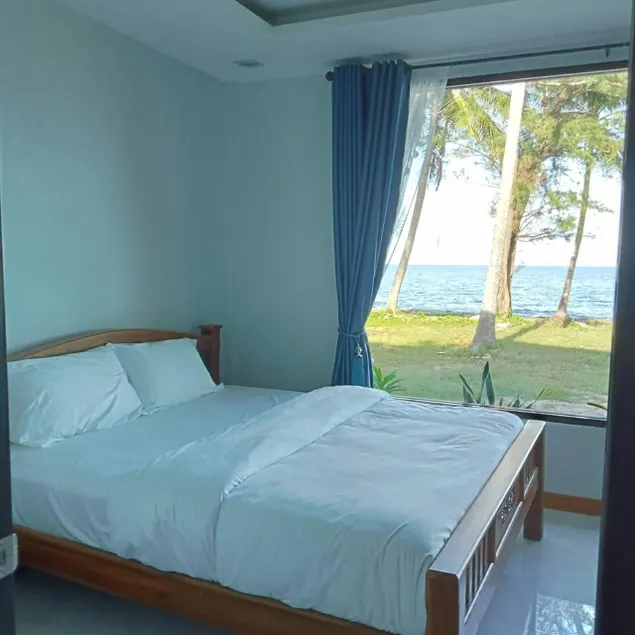 Lang Suan Houses - Image 1