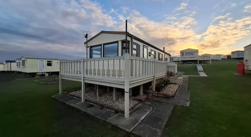Park Lane B04 - Crimdon Dene Holiday Park - Image 1