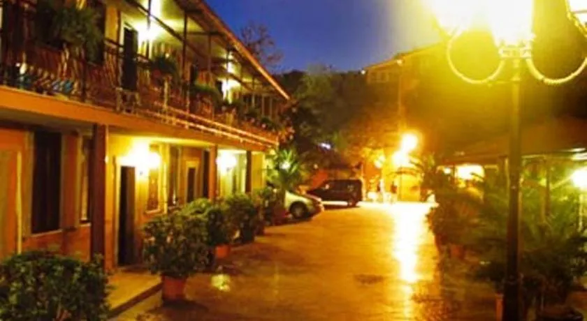 Hotel La Locanda Del Borgo - Image 1
