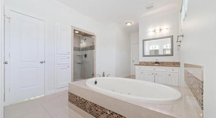 Evergreen peaceful home - Image 1